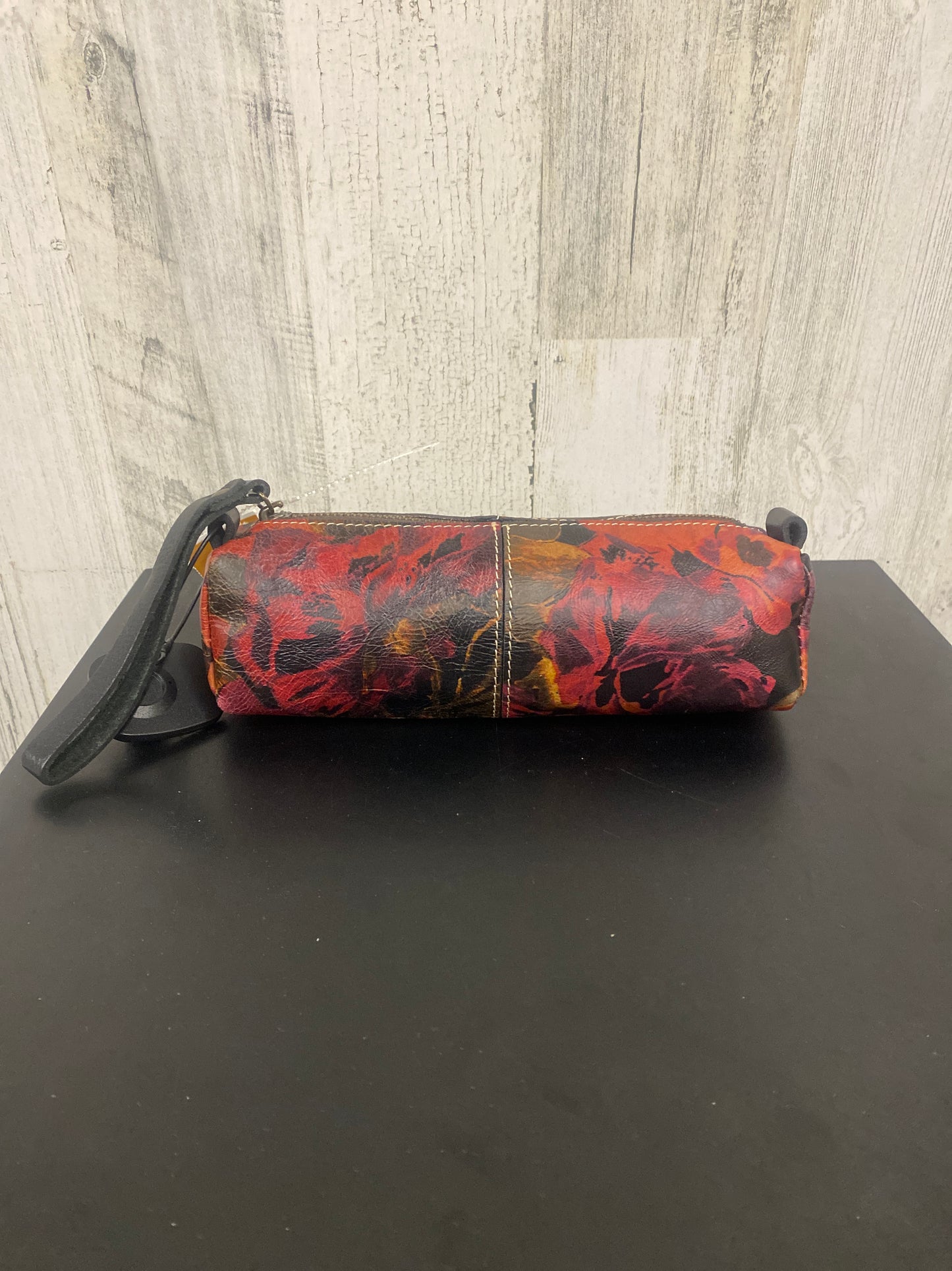 Wallet Designer By Patricia Nash Size: Small