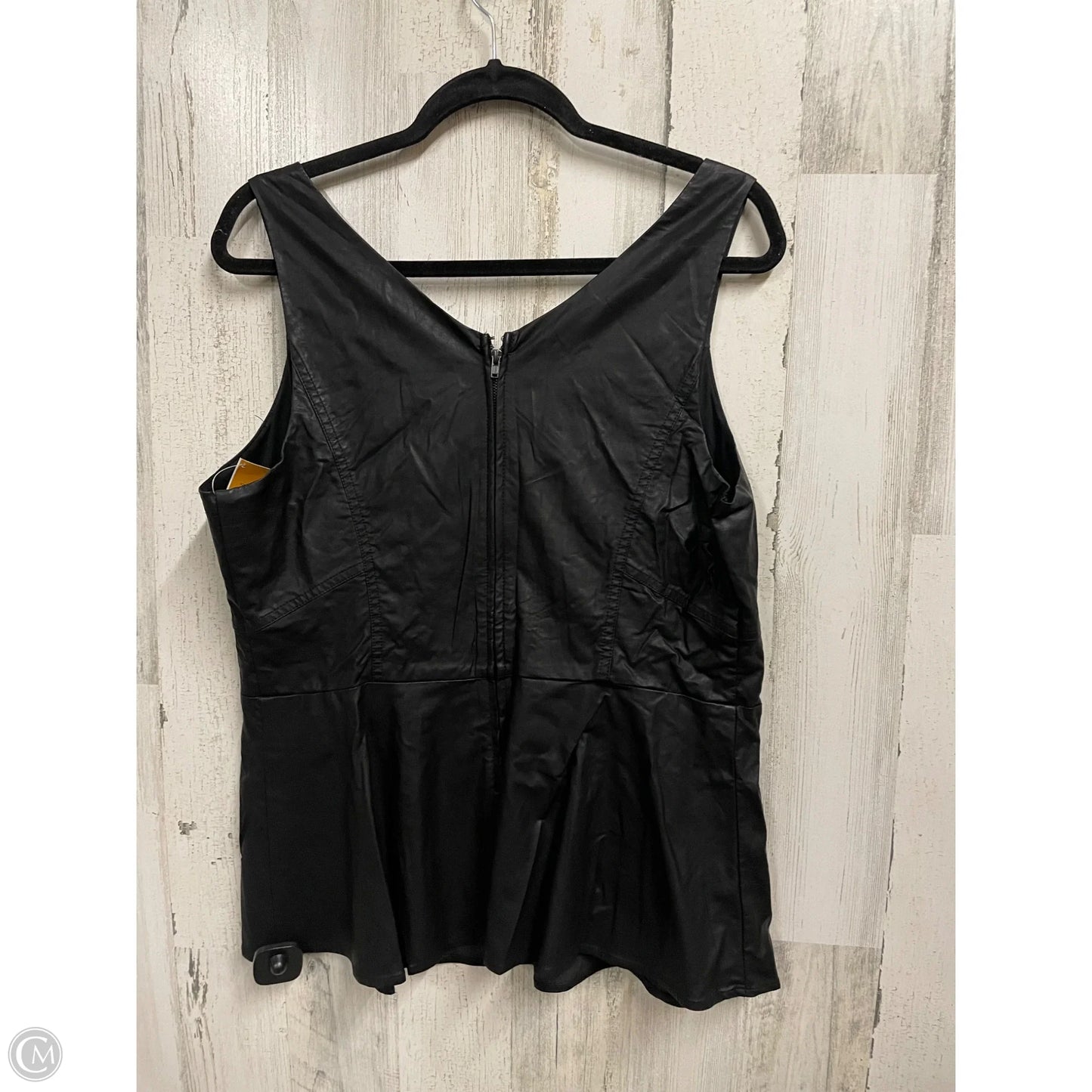 Top Sleeveless By Torrid In Black, Size: L
