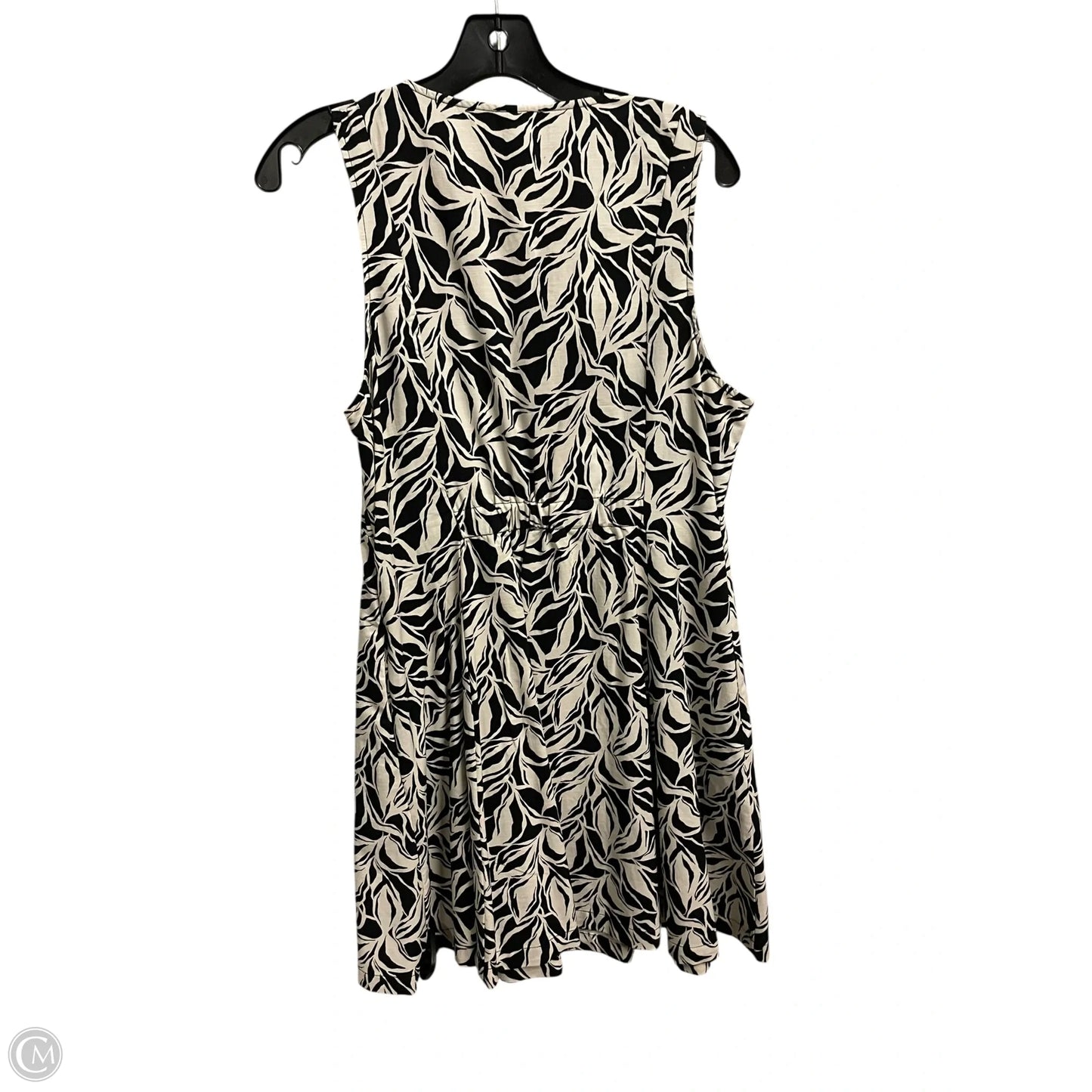Dress Casual Short By A New Day In Black & Cream, Size: L
