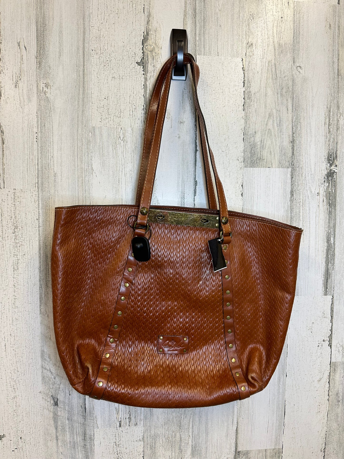 Handbag Designer By Patricia Nash Size: Large