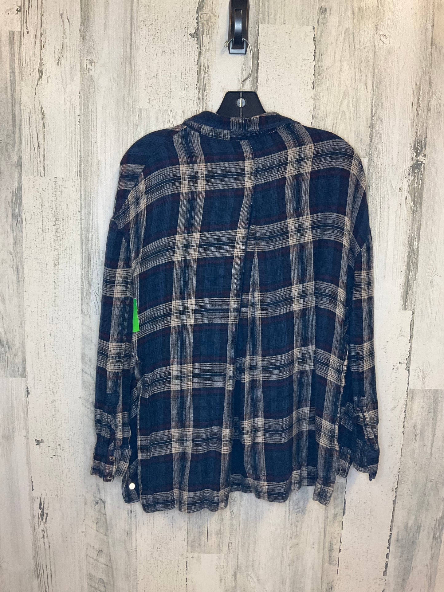 Top Long Sleeve Basic By Urban Outfitters Size: Xs
