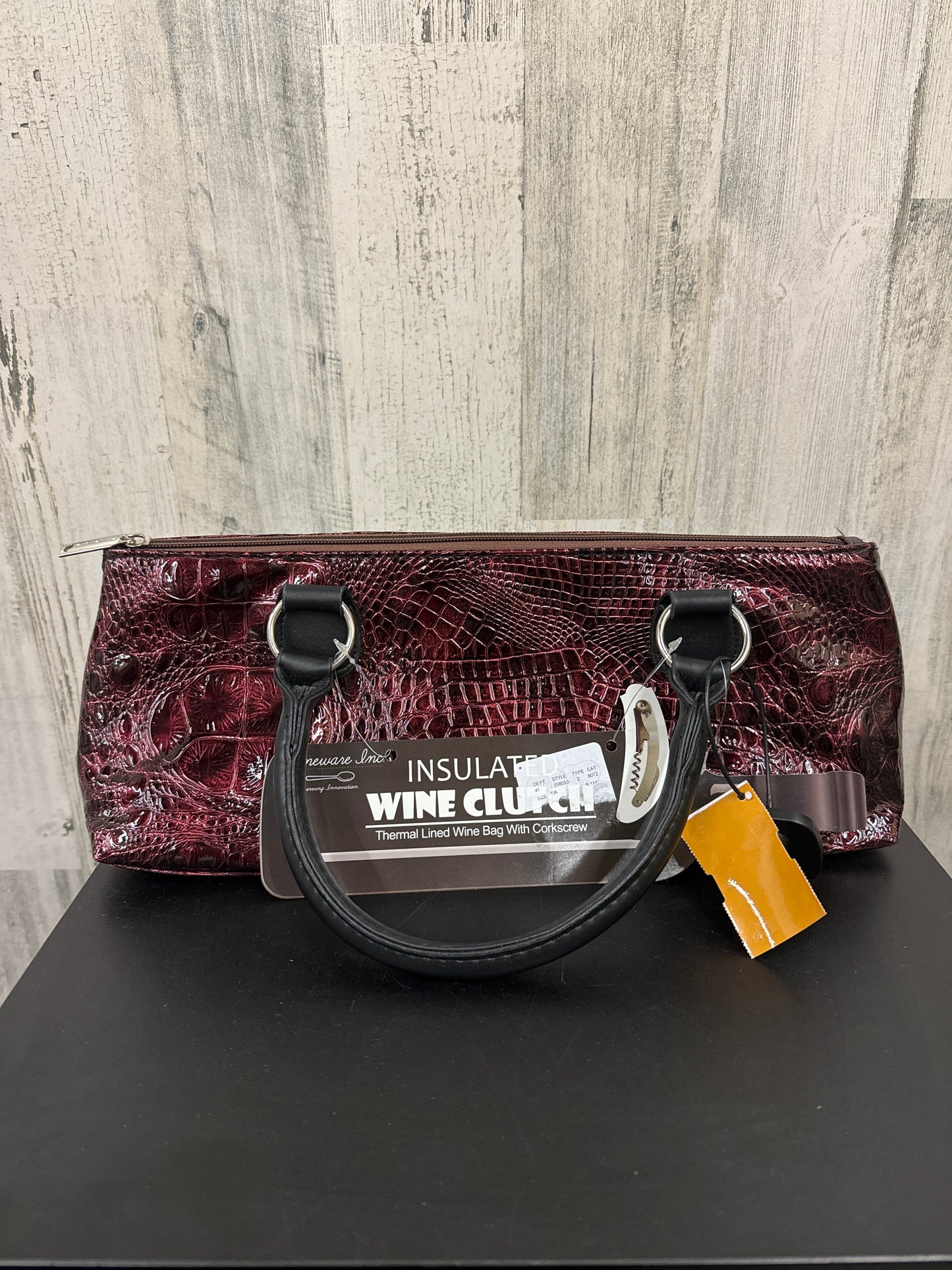 Handbag By Clothes Mentor  Size: Medium