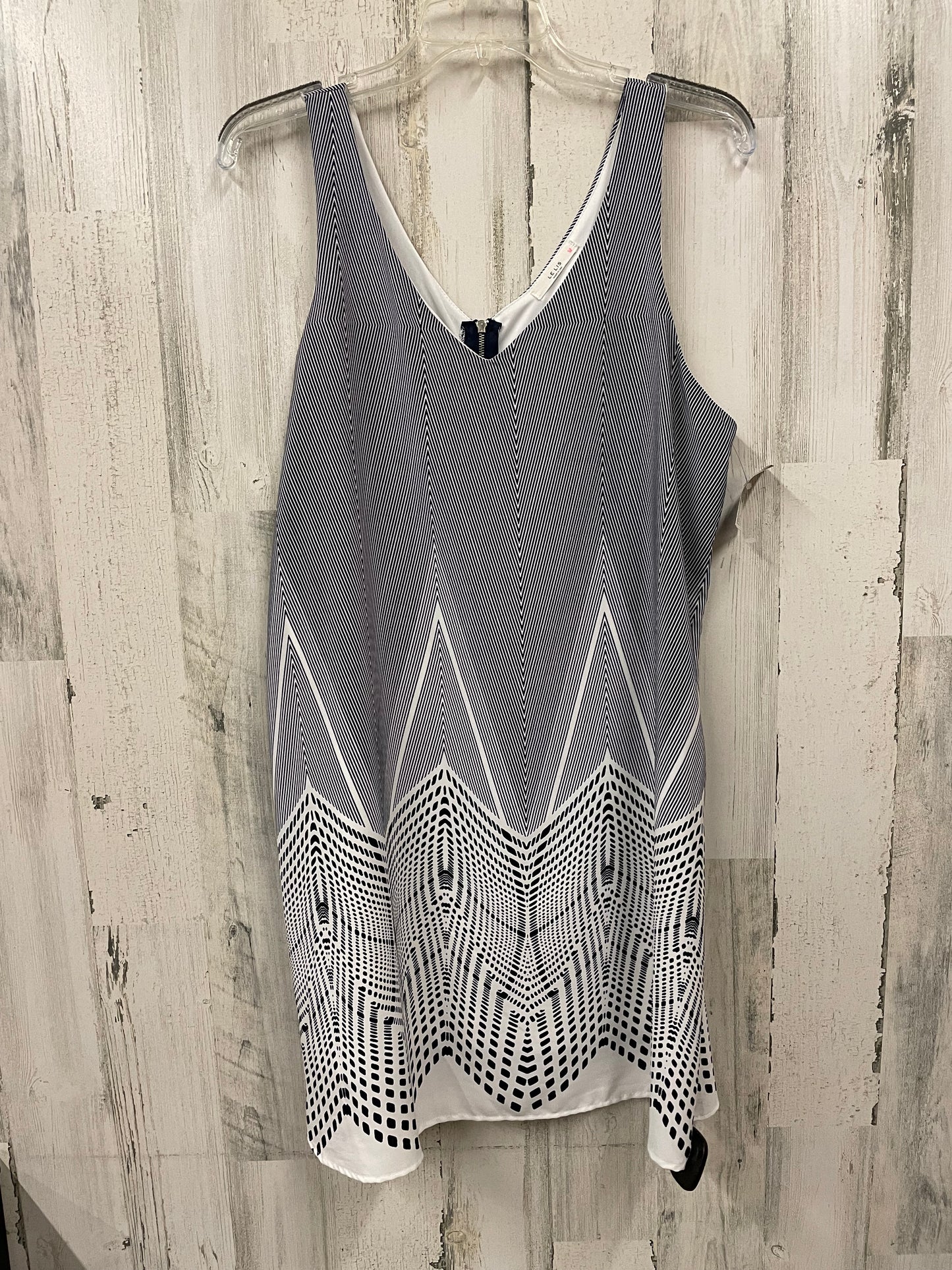 Navy Top Sleeveless Le Lis, Size M