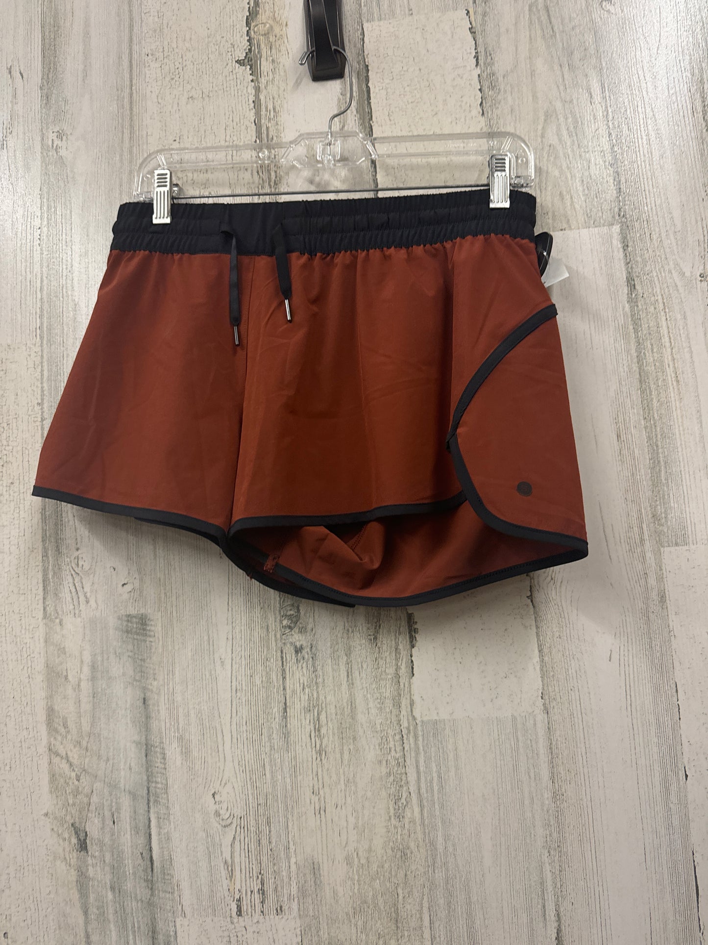 Red Athletic Shorts Storia, Size S