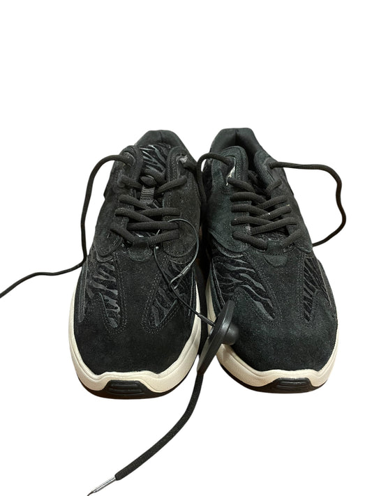 Shoes Athletic By Zara In Black, Size: 10.5