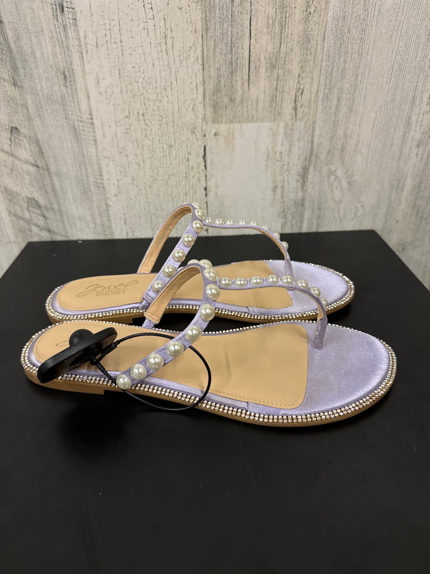 Purple Sandals Flats Badgley Mischka, Size 7