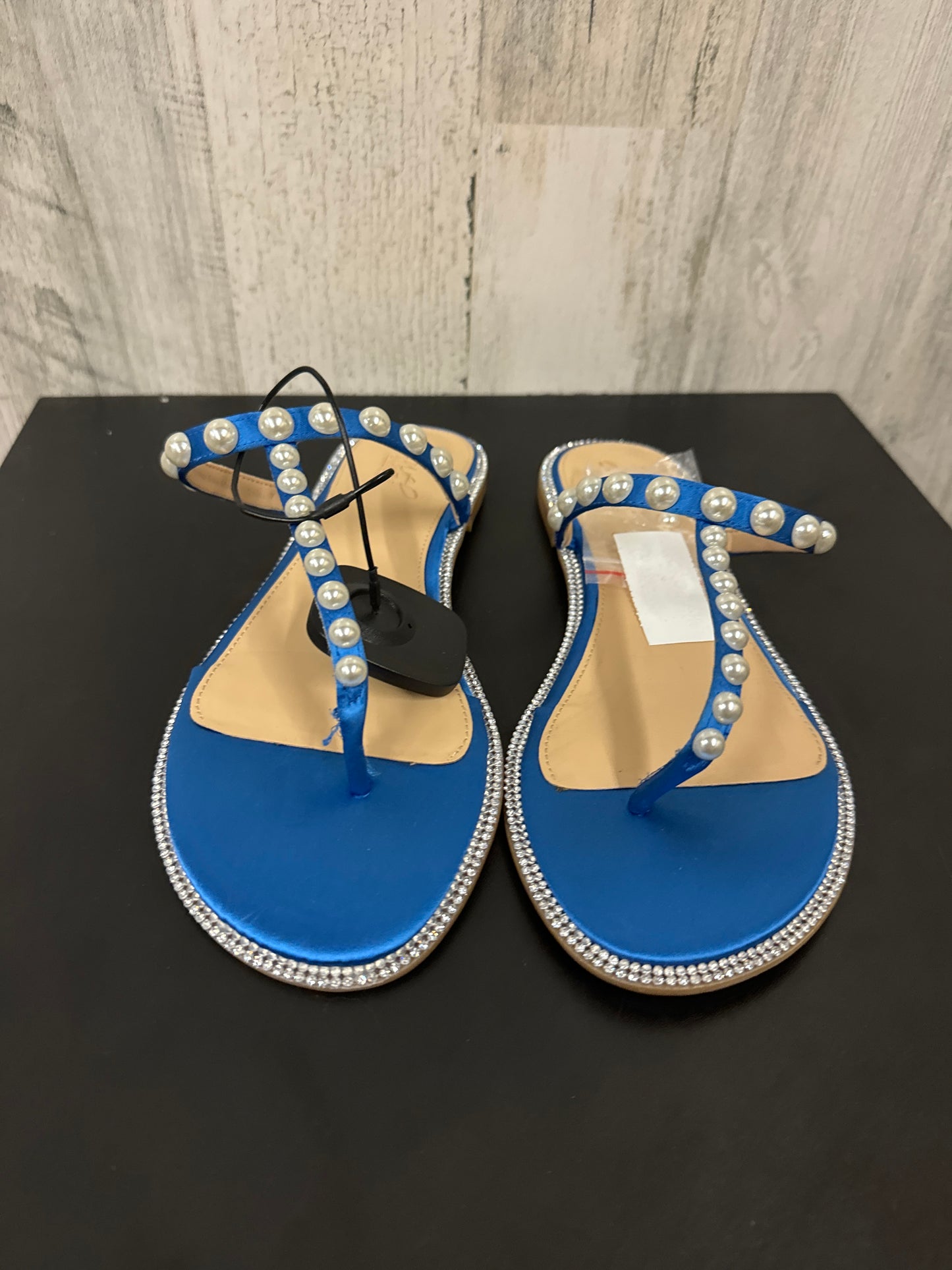 Blue Sandals Flats Badgley Mischka, Size 7