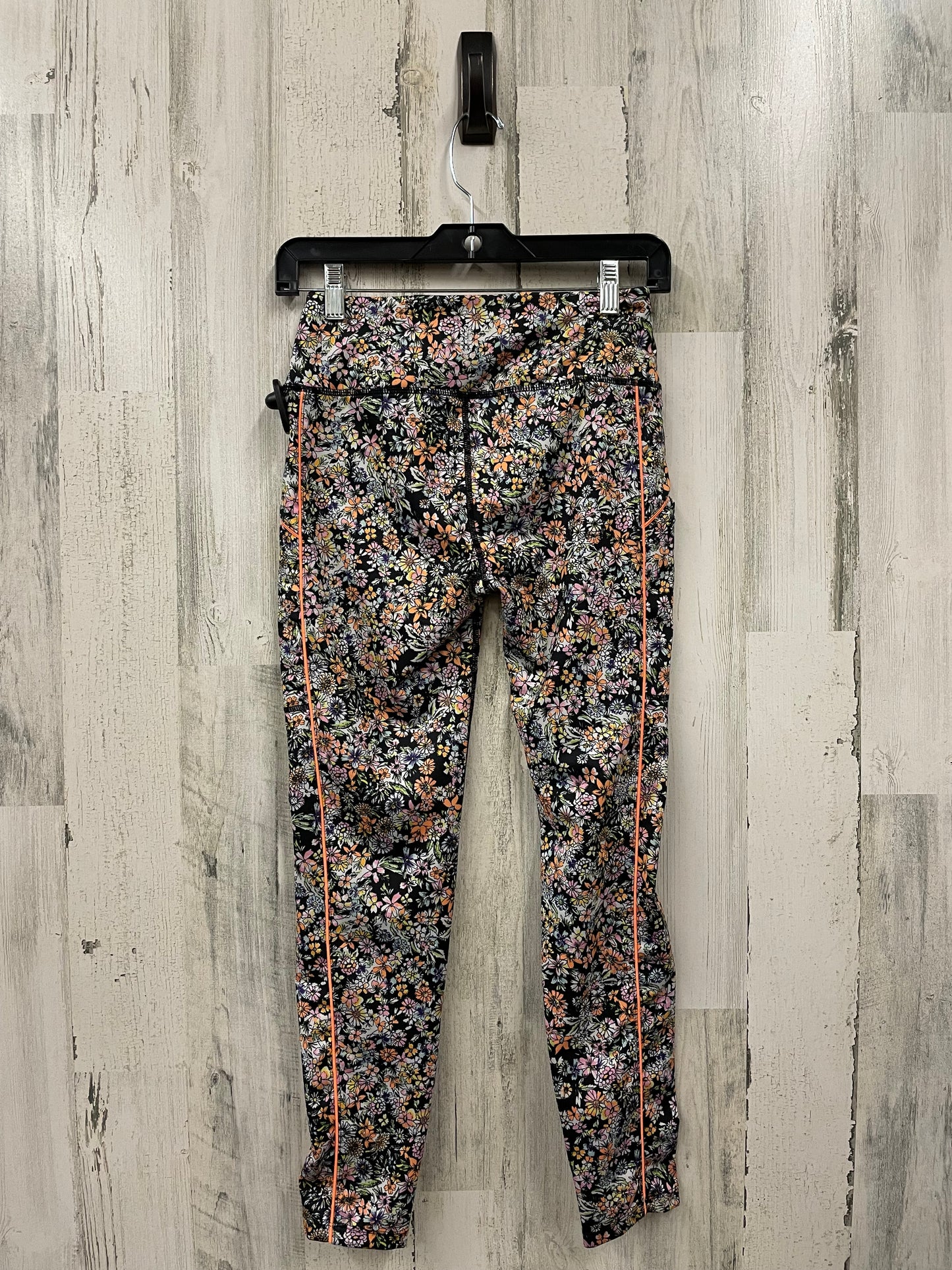 Athletic Leggings By Free People In Floral Print, Size: S