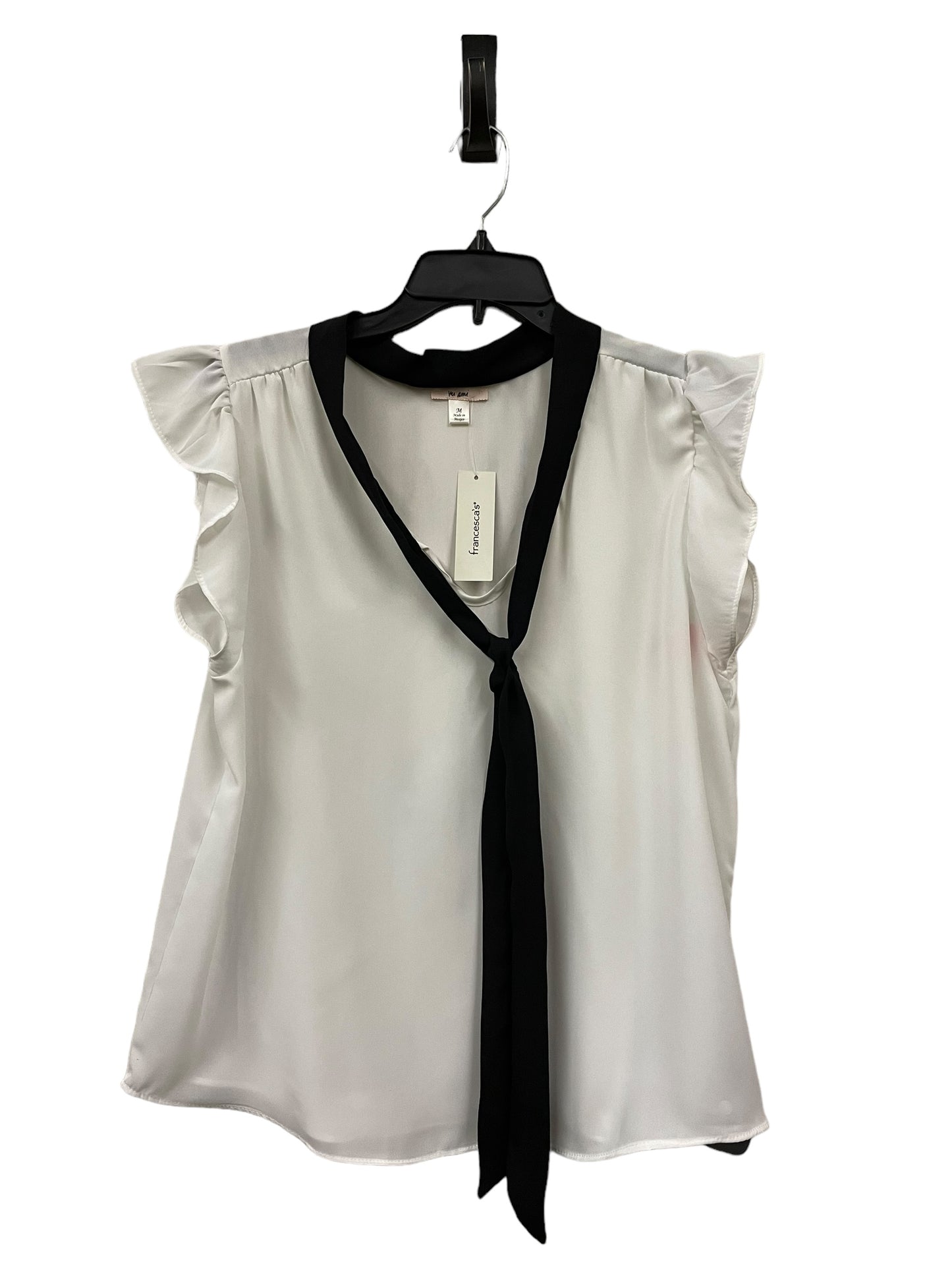 Top Sleeveless By Mi Ami In White, Size: M