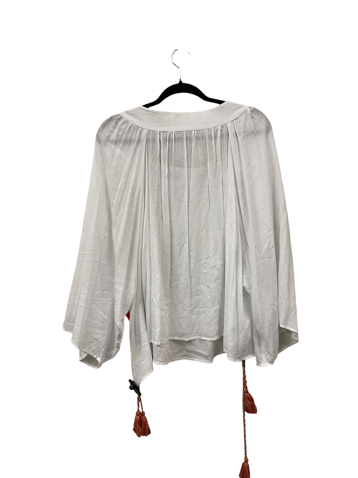 Top Long Sleeve By Clothes Mentor In White, Size: Xl