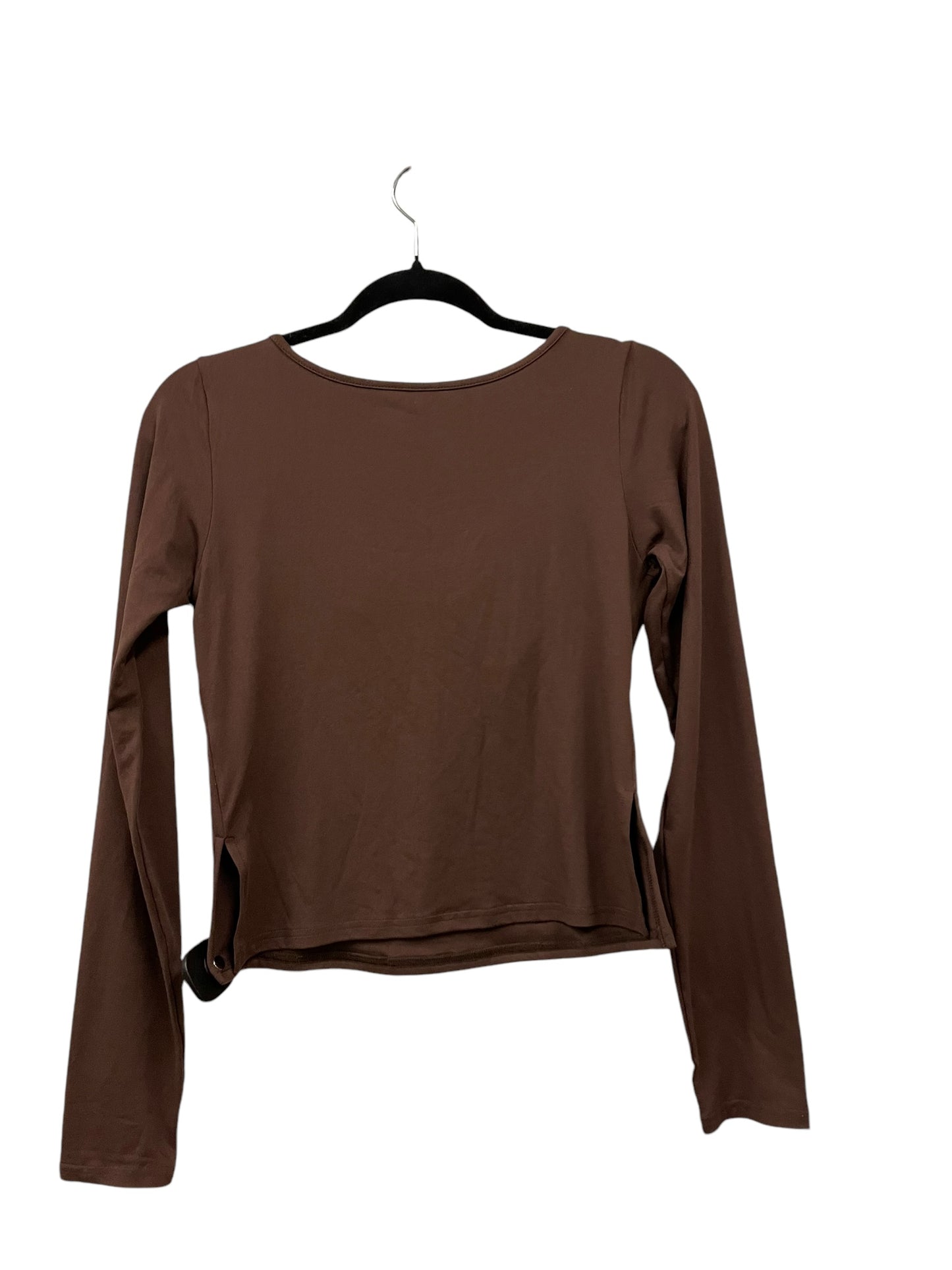 Top Long Sleeve By Clothes Mentor In Brown, Size: M