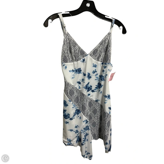 Dress Party Short By Clothes Mentor In White, Size: M