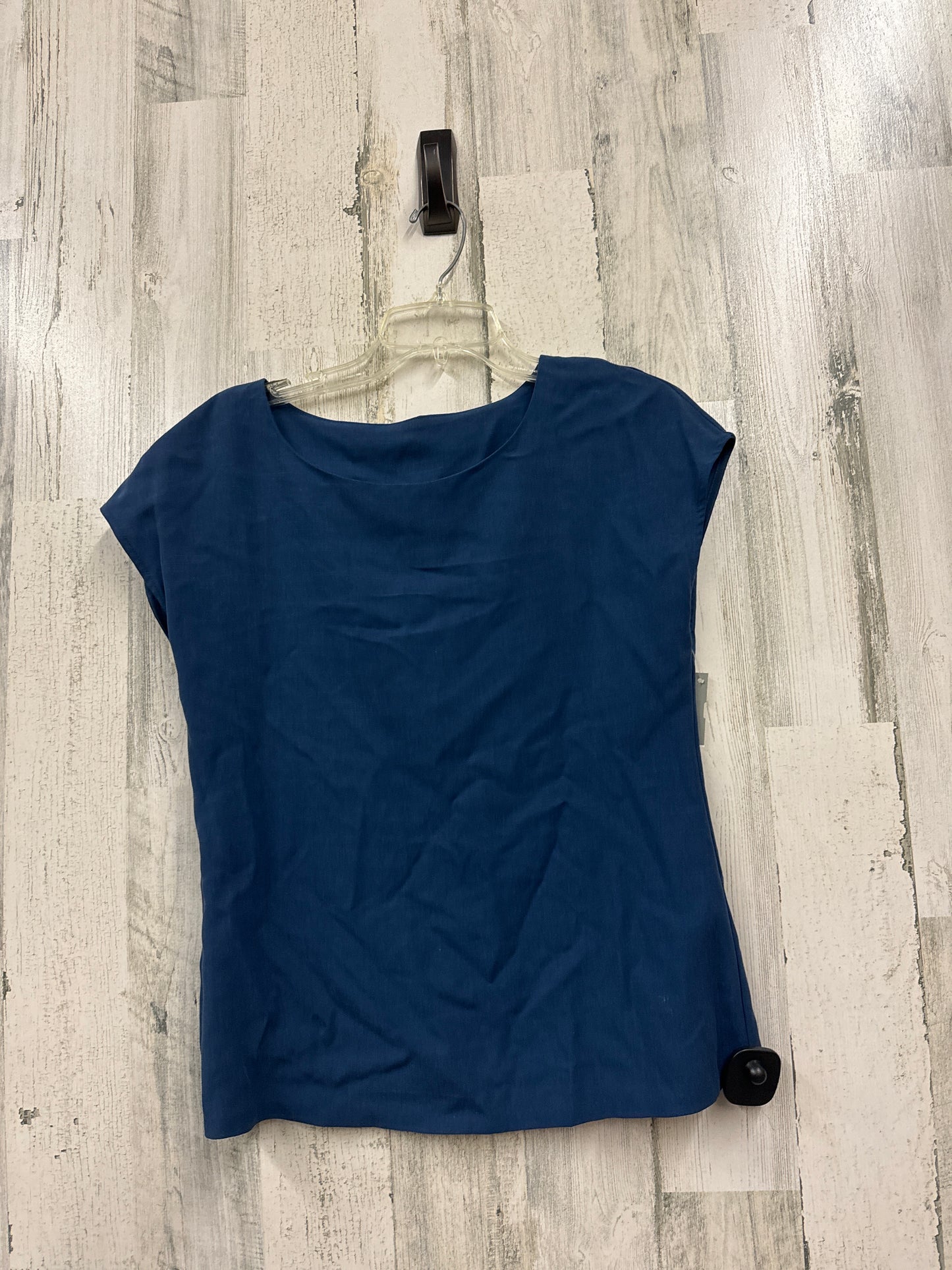 Top Sleeveless By Maeve  Size: Xs