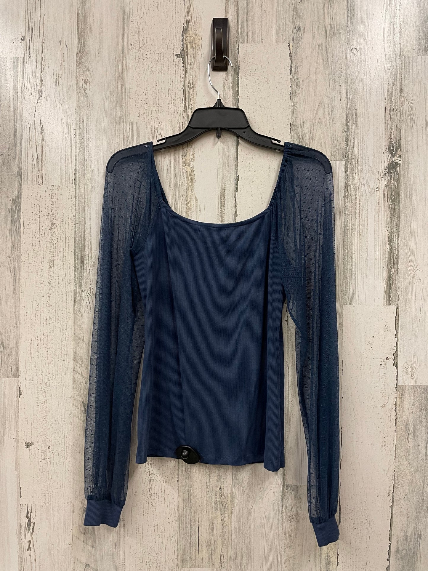 Top Long Sleeve By Clothes Mentor In Blue, Size: M