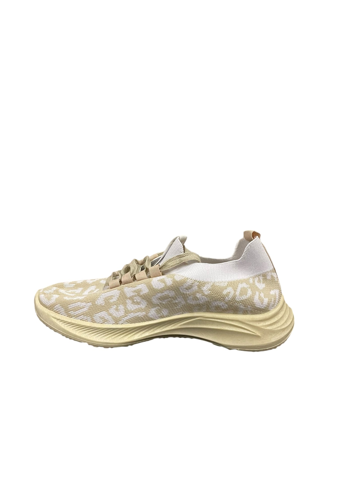 Shoes Athletic By Simply Southern In Cream, Size: 7.5