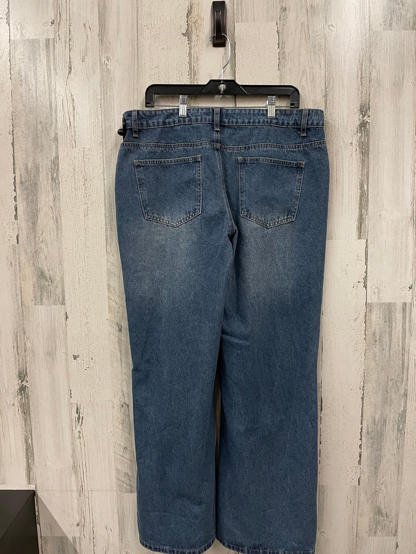 Jeans Cropped By Clothes Mentor In Blue Denim, Size: 14