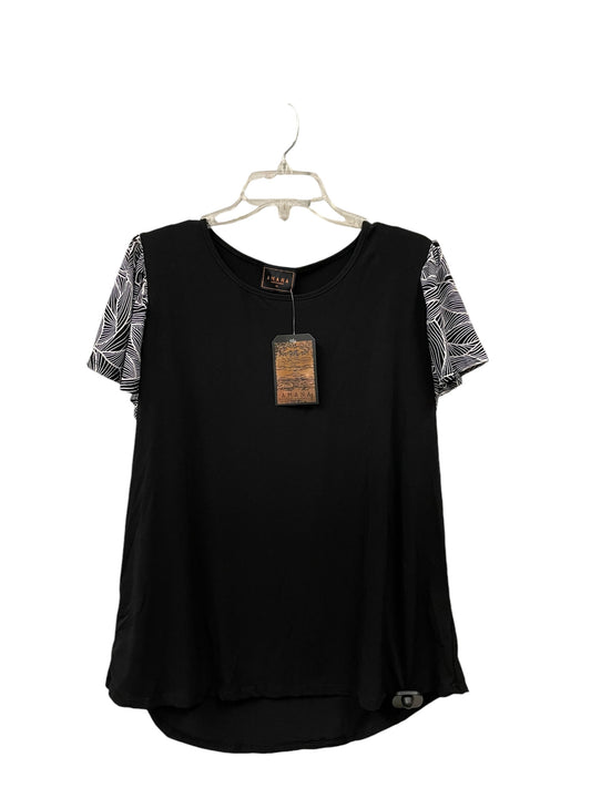 Top Short Sleeve By Clothes Mentor In Black, Size: 1x