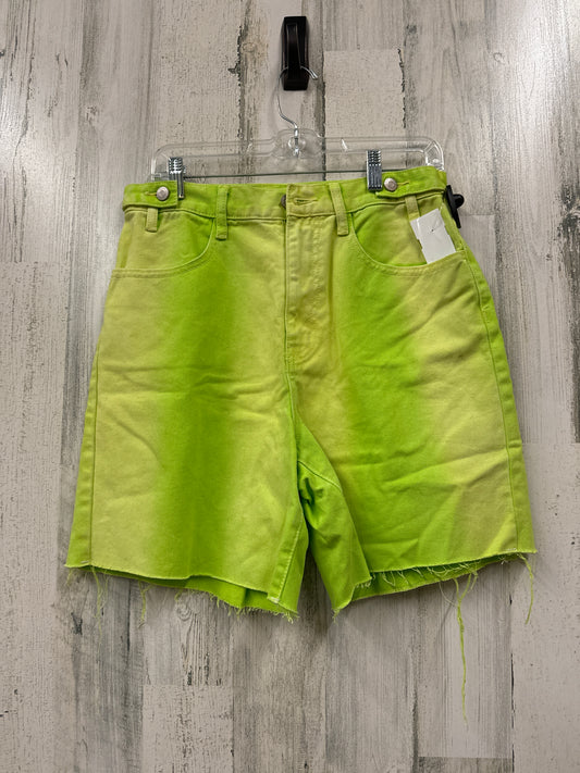 Green Shorts Bdg, Size 8