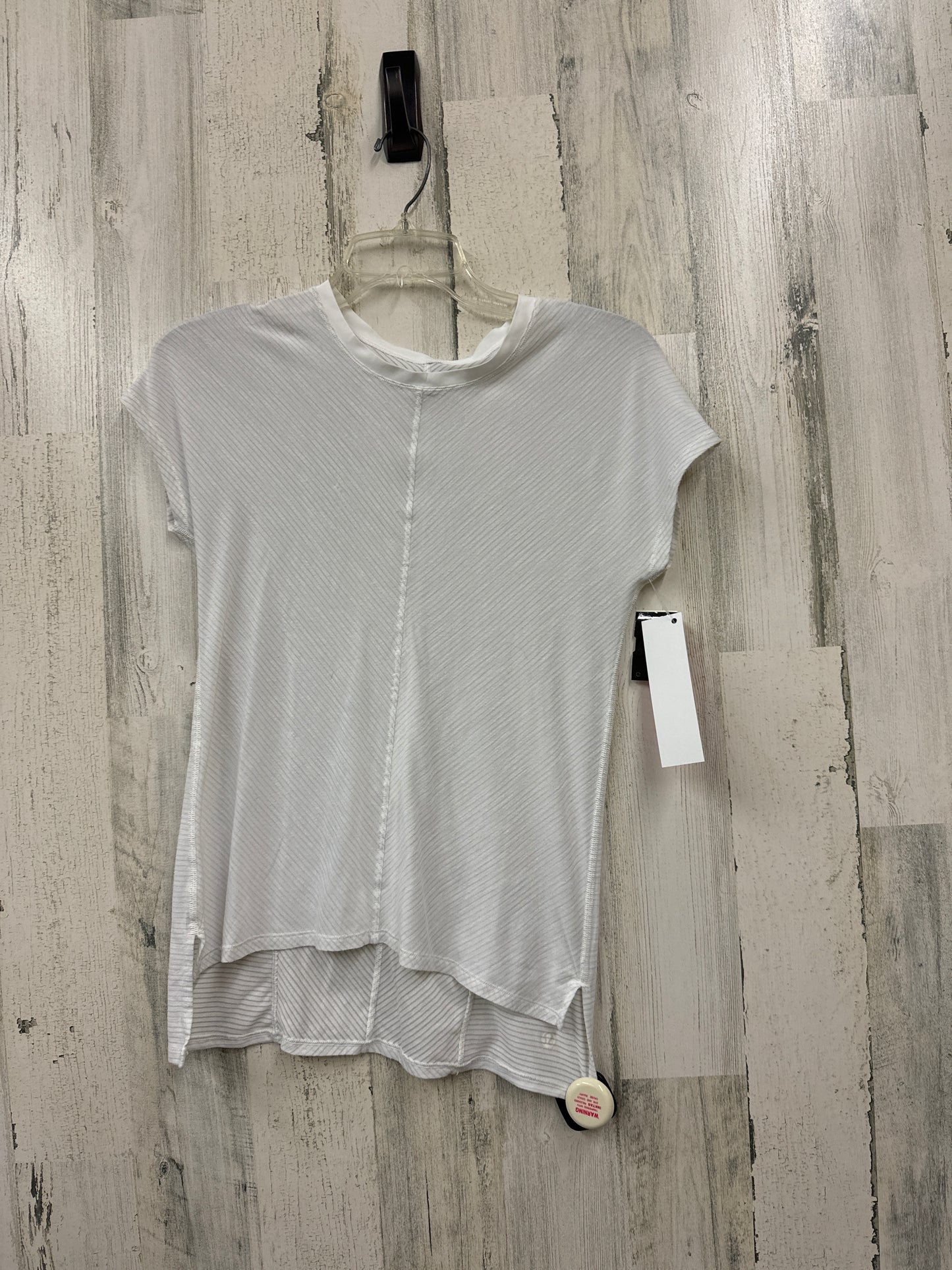 White Athletic Top Short Sleeve Lululemon, Size S