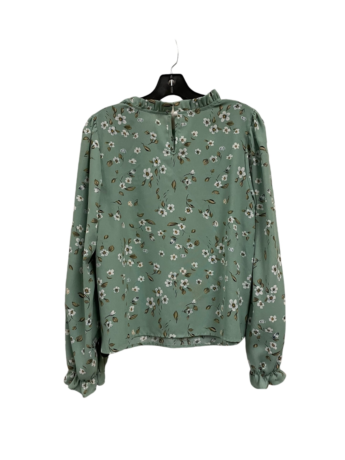 Top Long Sleeve By Clothes Mentor In Green, Size: M