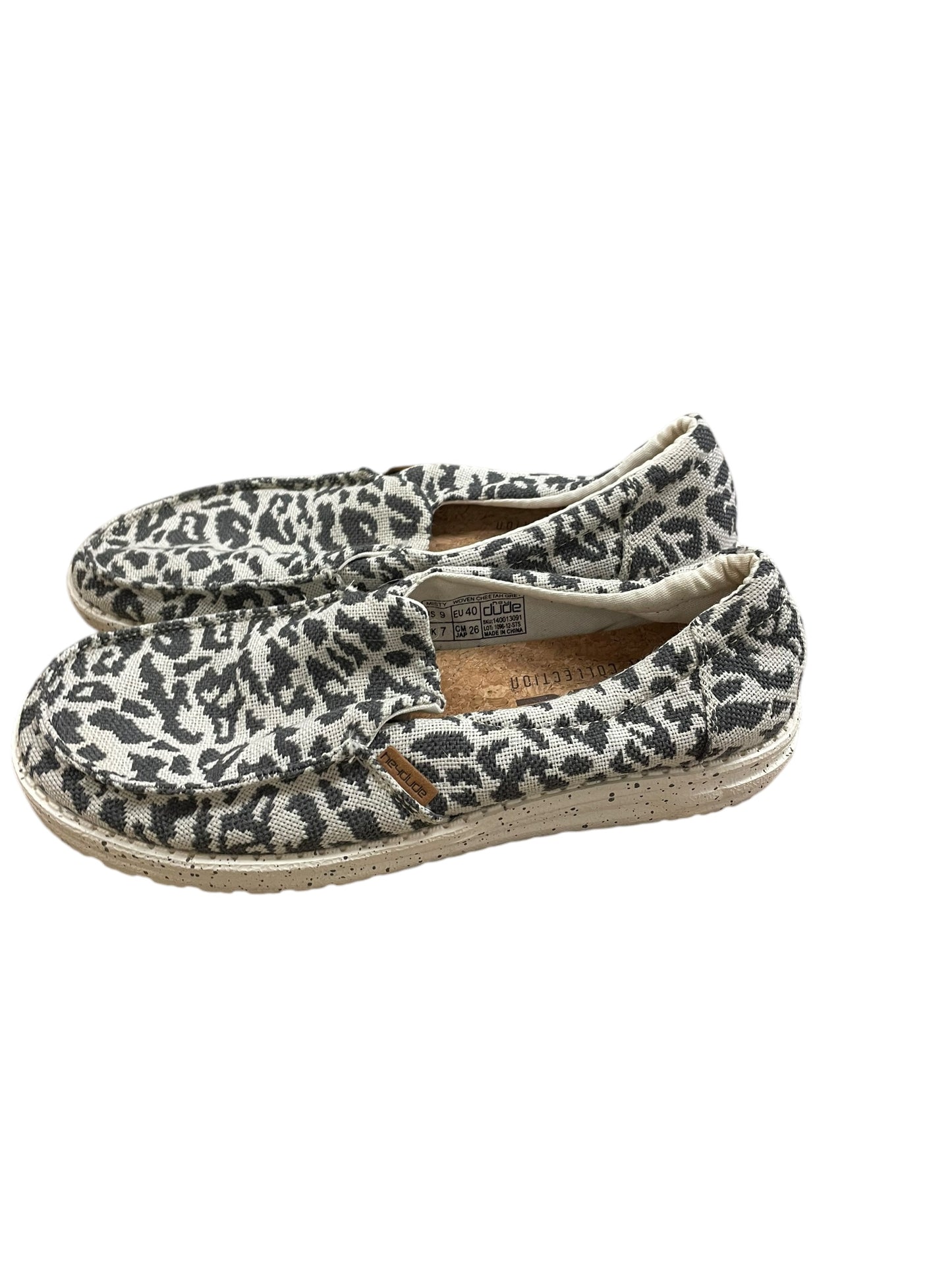 Shoes Flats By Hey Dude In Animal Print, Size: 9