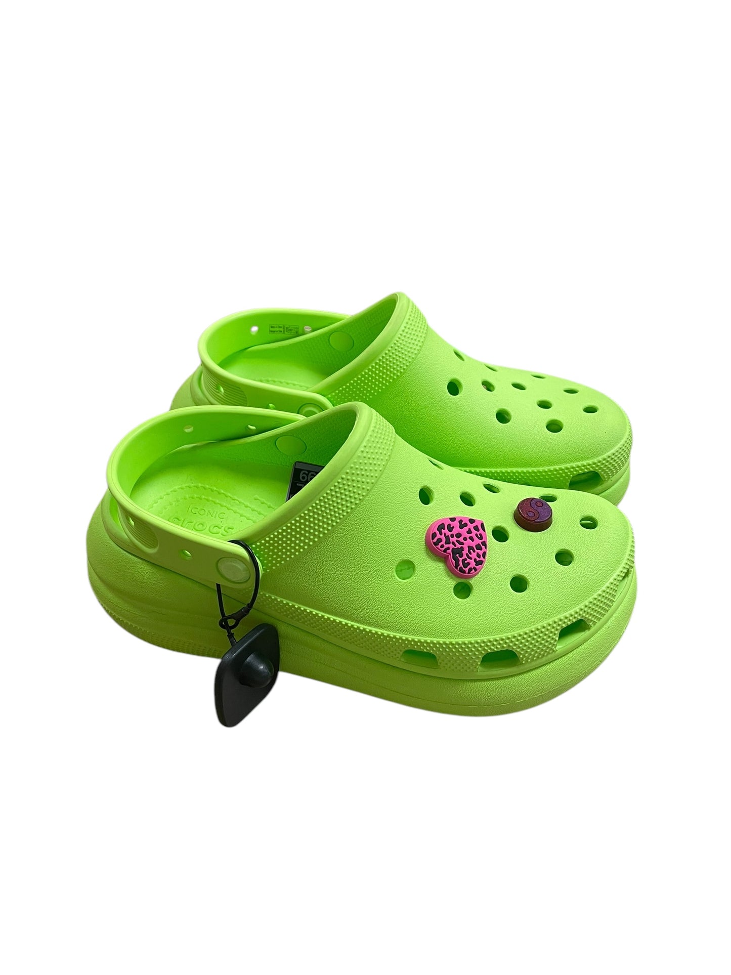 Shoes Flats By Crocs In Green, Size: 9