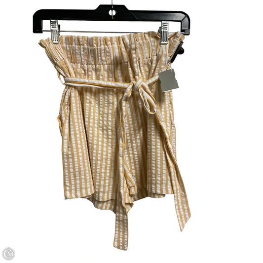 Shorts By Everly In Striped Pattern, Size: M