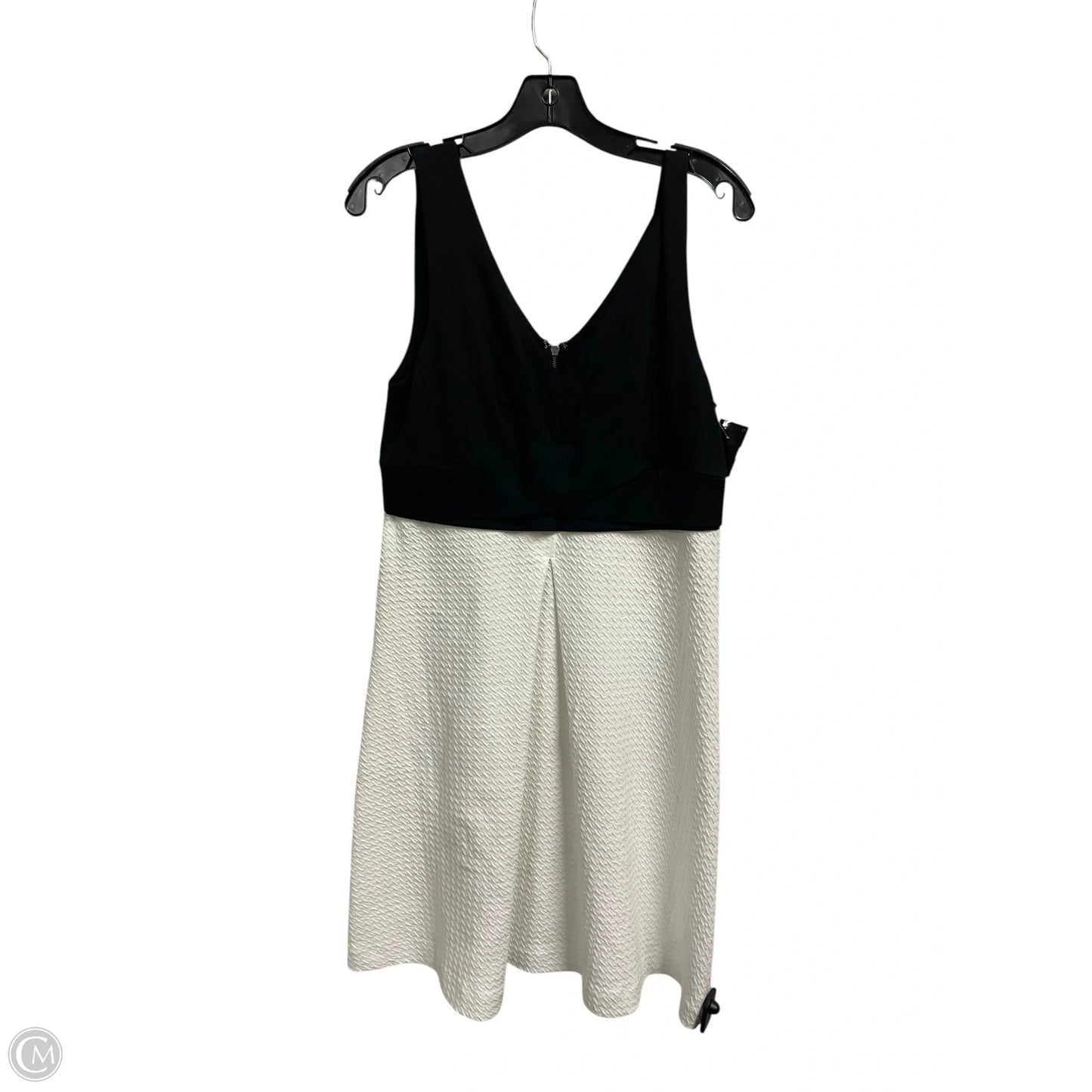 Dress Casual Short By Maeve In Black & White, Size: M