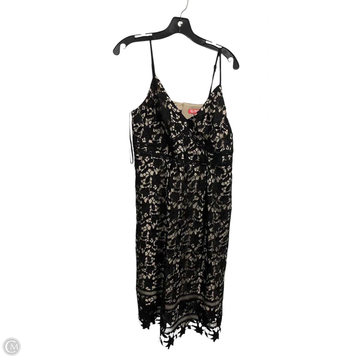 Dress Casual Short By Clothes Mentor In Black, Size: L