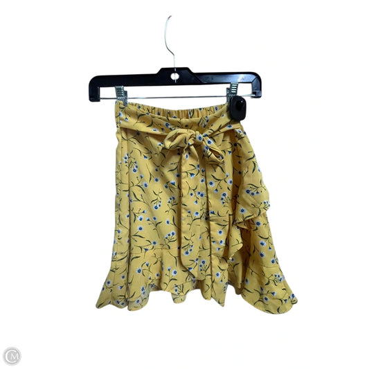 Skirt Mini & Short By Divided In Yellow, Size: 4