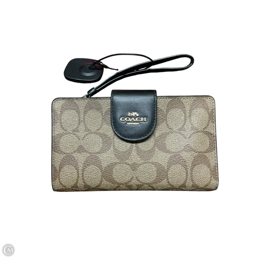 Wristlet Designer By Coach, Size: Medium