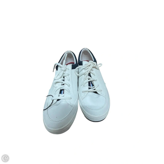 Shoes Sneakers By Skechers In White, Size: 10