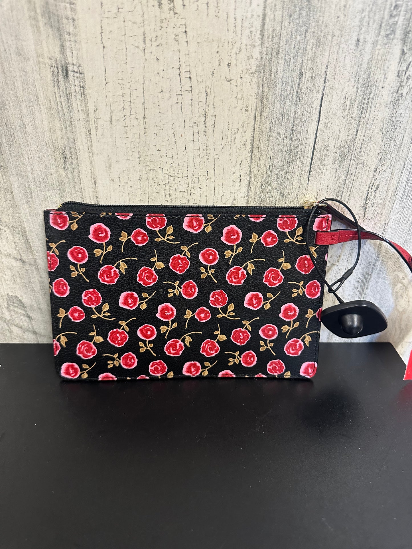 Wristlet Designer By Kate Spade  Size: Medium