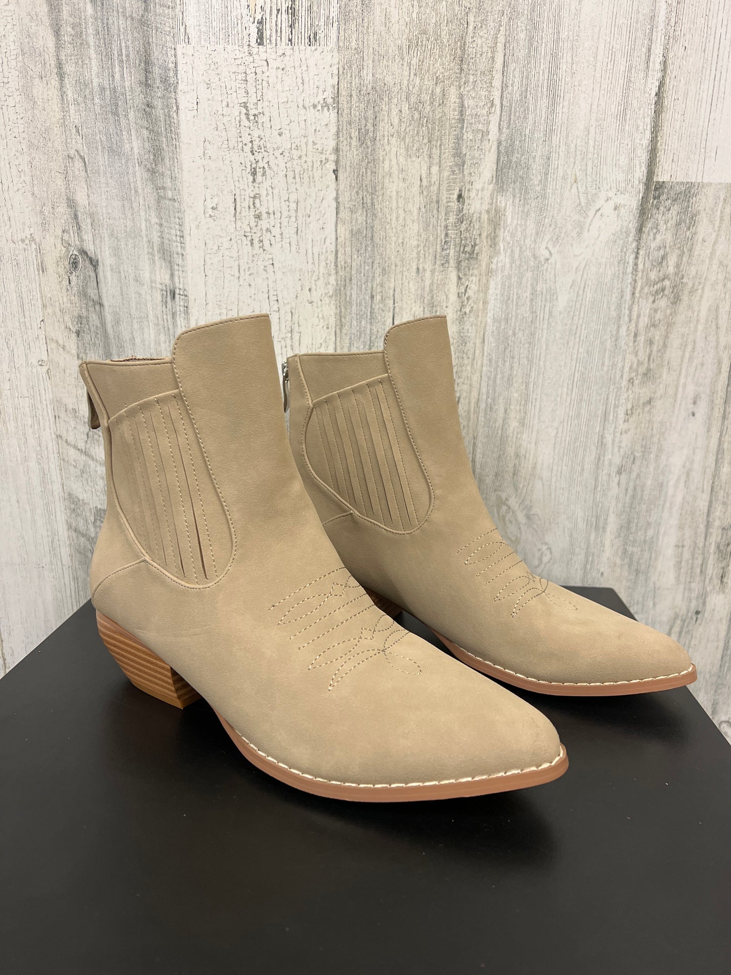 Boots Western By Clothes Mentor  Size: 7.5